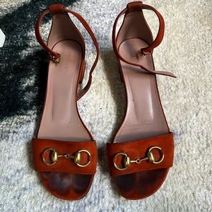 Gucci horsebit accent suede Orange sandals (size 7 1/2)
